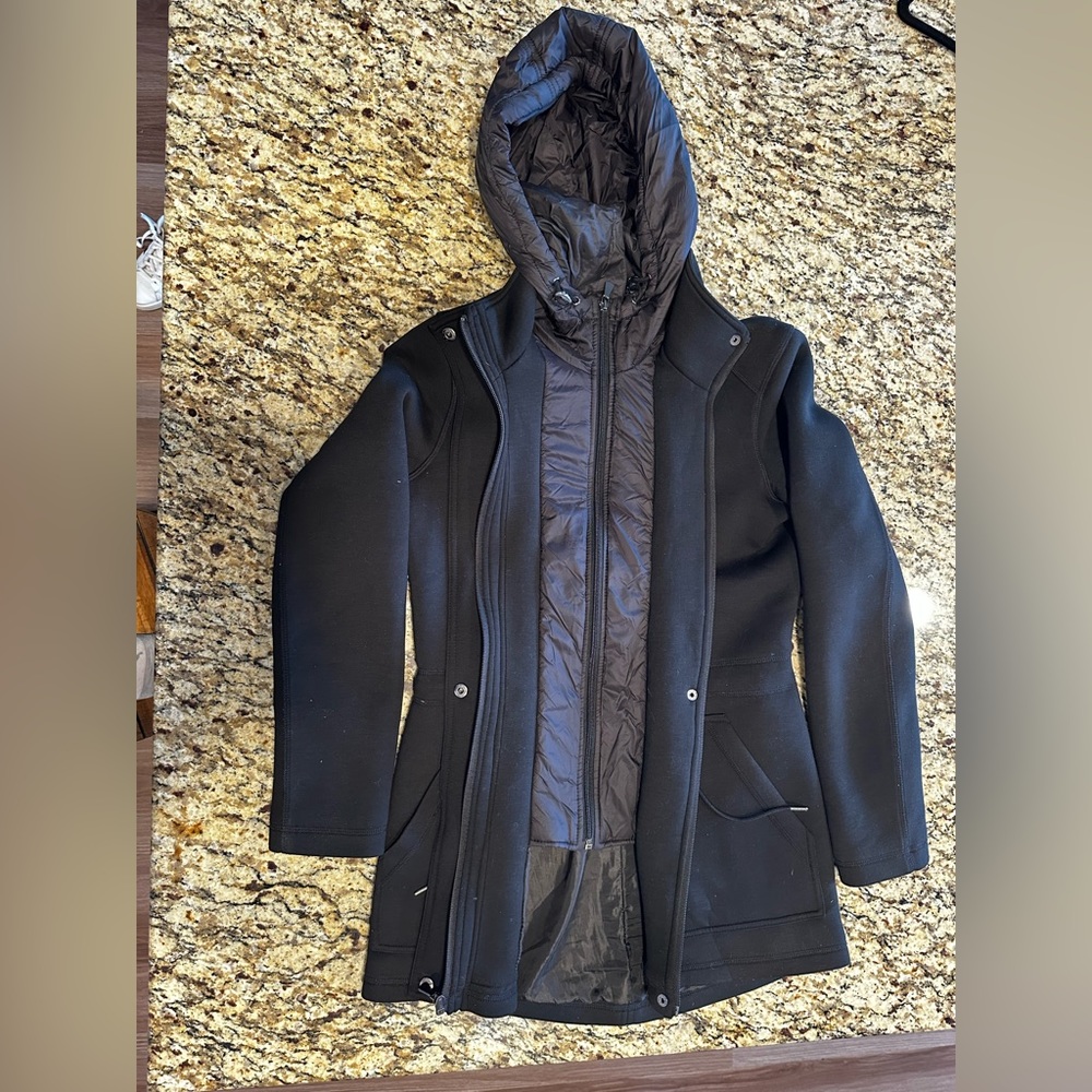 Kenneth Cole women’s trench coat size xs insulated